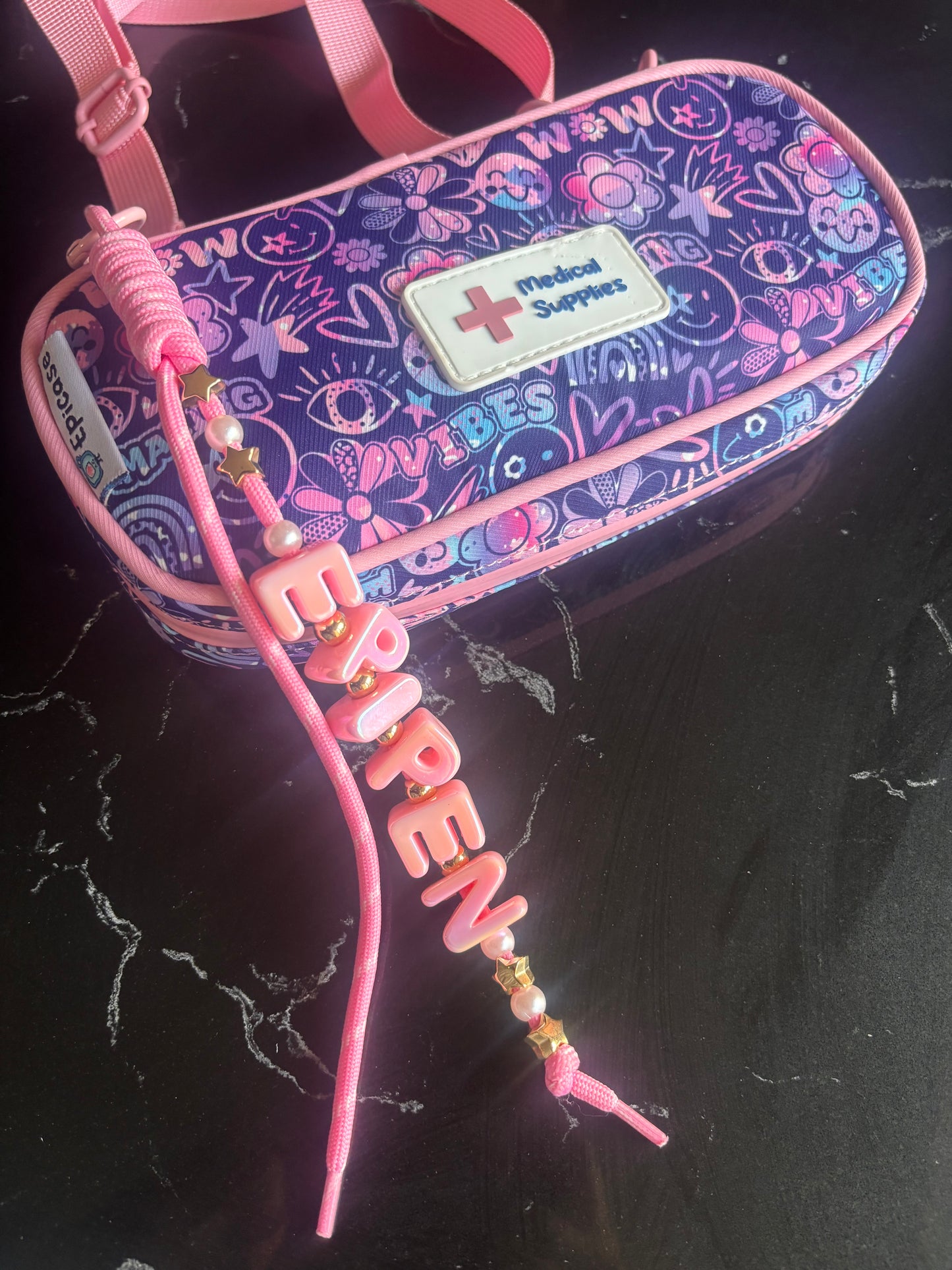 Paracord allergy awareness keychain
