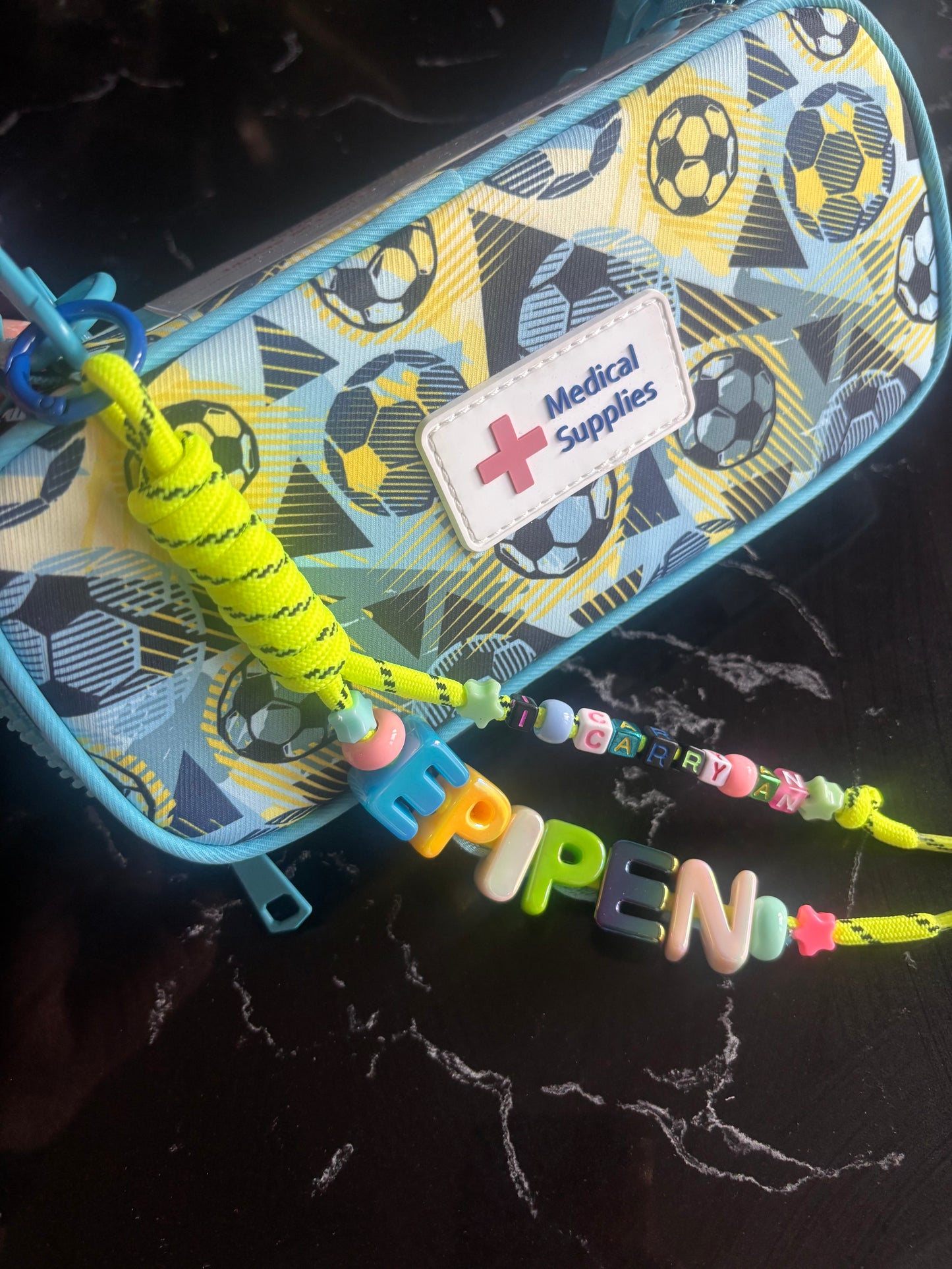 Paracord allergy awareness keychain