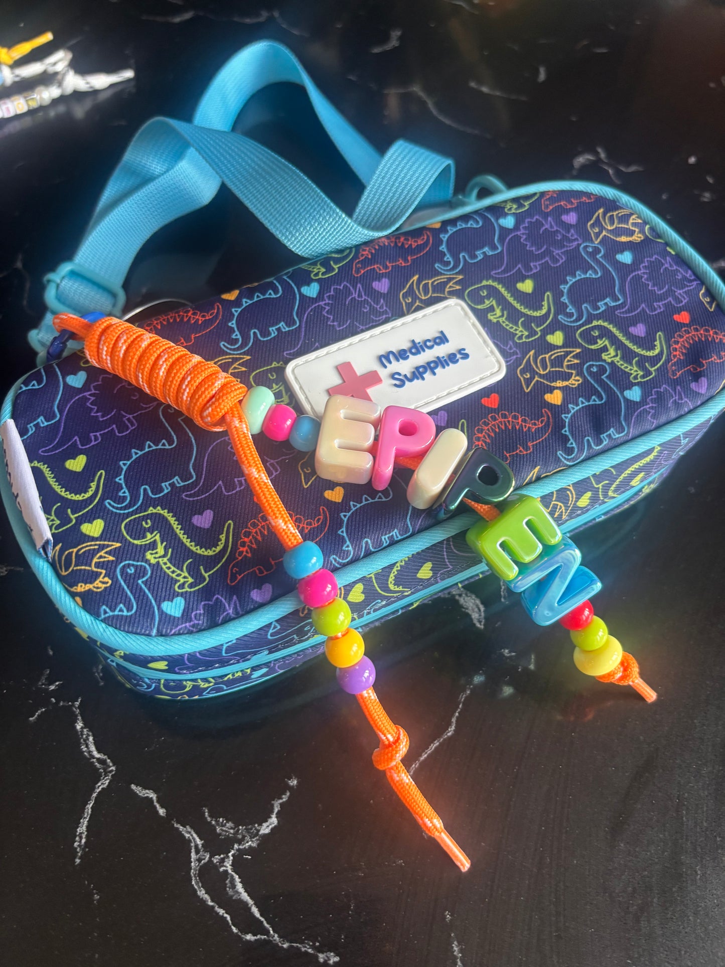 Paracord allergy awareness keychain